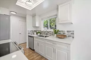 98 Flynn Ave A, Mountain View, CA 94043 - Photo 13