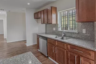 2301 87th Ave, Oakland, CA 94605 - Photo 7