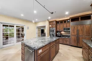 15723 Oak Knoll Dr, Los Gatos, CA 95030 - Photo 27