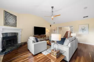 15723 Oak Knoll Dr, Los Gatos, CA 95030 - Photo 19