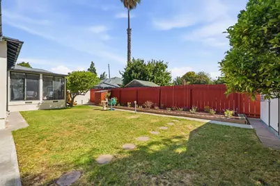 114 E Hillsdale Blvd, San Mateo, CA 94403 - Photo 27