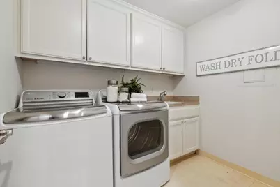 404 Hillsborough Blvd, San Mateo, CA 94402 - Photo 43
