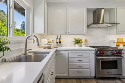 404 Hillsborough Blvd, San Mateo, CA 94402 - Photo 13