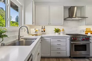 404 Hillsborough Blvd, San Mateo, CA 94402 - Photo 13