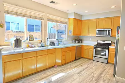 441 De Bord Dr, Tracy, CA 95376 - Photo 9