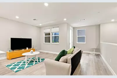 633 Clover Cir, Milpitas, CA 95035 - Photo 3