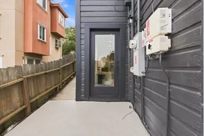 615 Mt Vernon Ave, San Francisco, CA 94112 - Photo 11