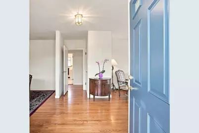 334 Oakview Dr, San Carlos, CA 94070 - Photo 3