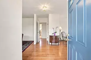 334 Oakview Dr, San Carlos, CA 94070 - Photo 3