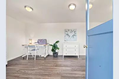 334 Oakview Dr, San Carlos, CA 94070 - Photo 39