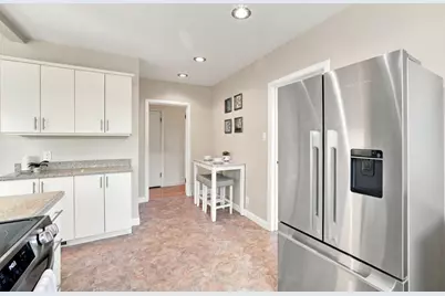 334 Oakview Dr, San Carlos, CA 94070 - Photo 19