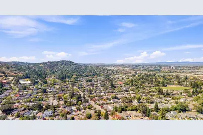 334 Oakview Dr, San Carlos, CA 94070 - Photo 47
