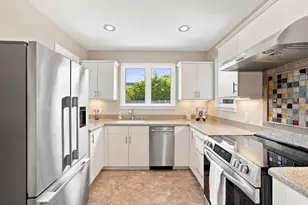 334 Oakview Dr, San Carlos, CA 94070 - Photo 15