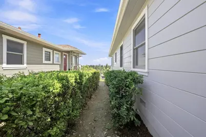 334 Oakview Dr, San Carlos, CA 94070 - Photo 43