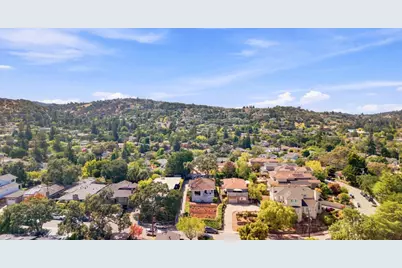 334 Oakview Dr, San Carlos, CA 94070 - Photo 43