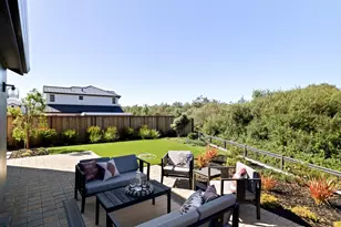 587 Creekside Ct, Half Moon Bay, CA 94019 - Photo 31