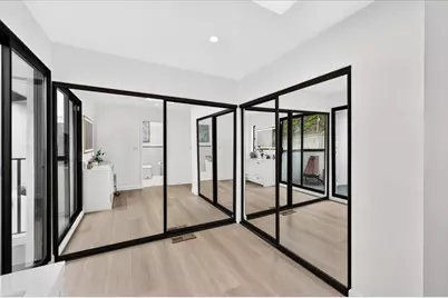 1733 15th Ave, San Francisco, CA 94122 - Photo 29