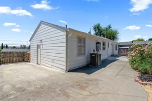 2271 Hemlock Ave, Concord, CA 94520 - Photo 29