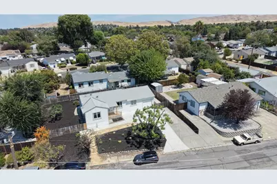 2271 Hemlock Ave, Concord, CA 94520 - Photo 39