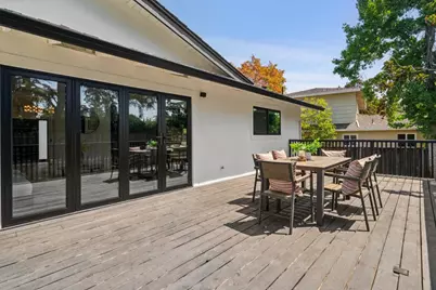 12311 Viewoak Dr, Saratoga, CA 95070 - Photo 27