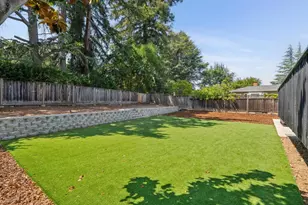 12311 Viewoak Dr, Saratoga, CA 95070 - Photo 31