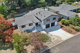 12311 Viewoak Dr, Saratoga, CA 95070 - Photo 35