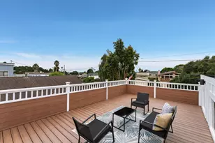 131 Seacliff Dr, Aptos, CA 95003 - Photo 3