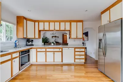 131 Seacliff Dr, Aptos, CA 95003 - Photo 11
