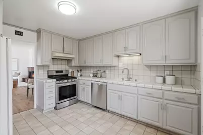 1503 Cobb St, San Mateo, CA 94401 - Photo 13