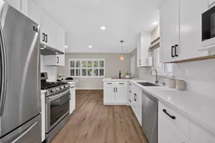 301 Camille Ct, Mountain View, CA 94040 - Photo 13