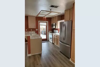 106 Village Cir, Santa Cruz, CA 95060 - Photo 7