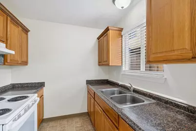 447 Soledad St, Salinas, CA 93901 - Photo 9