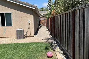 2560 Glenview Dr, Hollister, CA 95023 - Photo 23