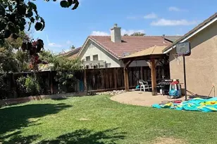 2560 Glenview Dr, Hollister, CA 95023 - Photo 17