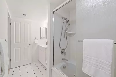 2323 Eastridge Ave 512, Menlo Park, CA 94025 - Photo 17