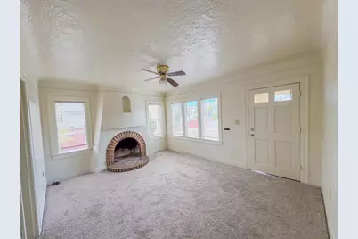 26 Laurel St, Watsonville, CA 95076 - Photo 5