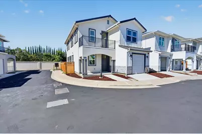 869 Connie Ln, San Jose, CA 95122 - Photo 5
