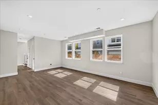 869 Connie Ln, San Jose, CA 95122 - Photo 17