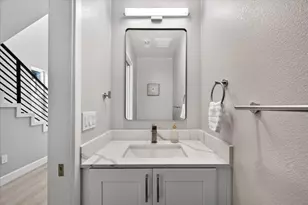 861 Connie Ln, San Jose, CA 95122 - Photo 9