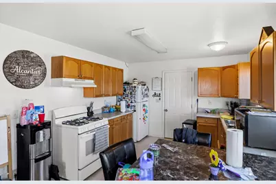 323 Addington Ln, Salinas, CA 93907 - Photo 5