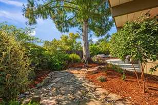 948 Brookgrove Ln, Cupertino, CA 95014 - Photo 23