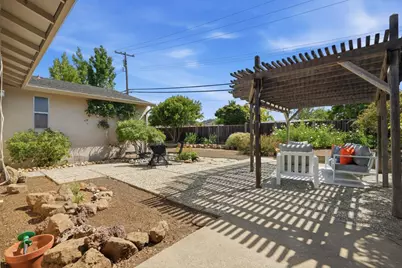 6572 Hidden Creek Dr, San Jose, CA 95120 - Photo 27