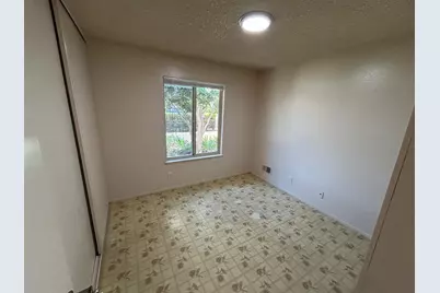 633 Saint George Dr, Salinas, CA 93905 - Photo 11
