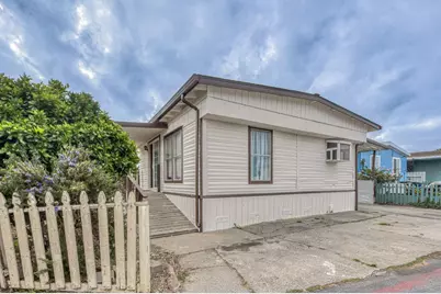 150 Sherwood 64, Salinas, CA 93901 - Photo 3