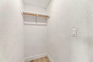 945 Cinnabar St, San Jose, CA 95126 - Photo 23