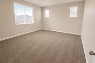 2041 Rosewood Dr, Hollister, CA 95023 - Photo 5