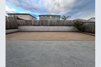 2041 Rosewood Dr, Hollister, CA 95023 - Photo 13