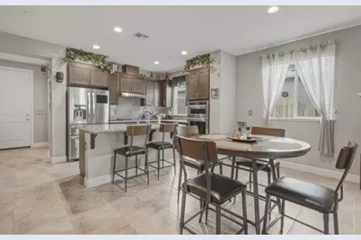 1307 Sunridge Dr, Hollister, CA 95023 - Photo 13