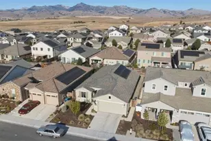1307 Sunridge Dr, Hollister, CA 95023 - Photo 43