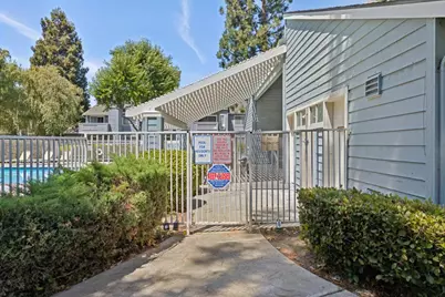 1575 Four Oaks Cir, San Jose, CA 95131 - Photo 39